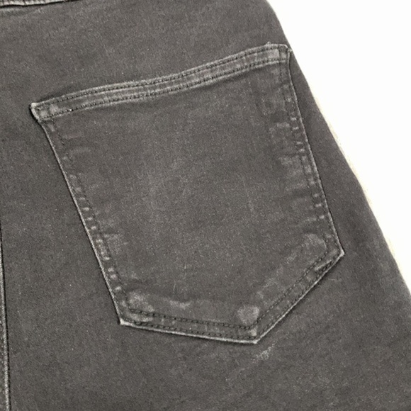 Topshop Moto Black Denim Joni Shorts - Picture 5 of 8